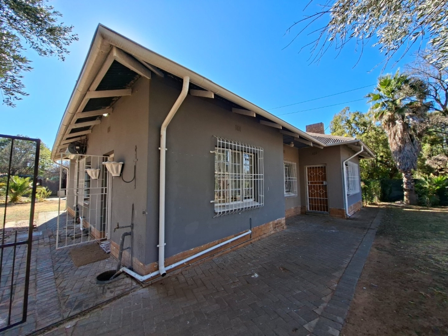 6 Bedroom Property for Sale in Park West Free State
